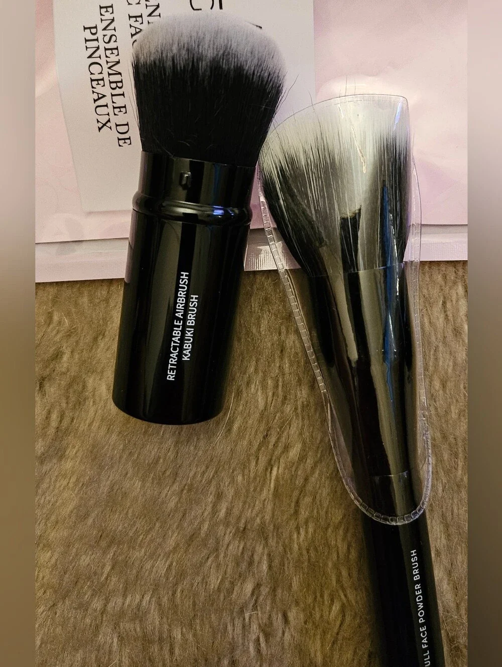 NEW Packag Laura Geller Blending Beauties 2 PC Face Brush Set